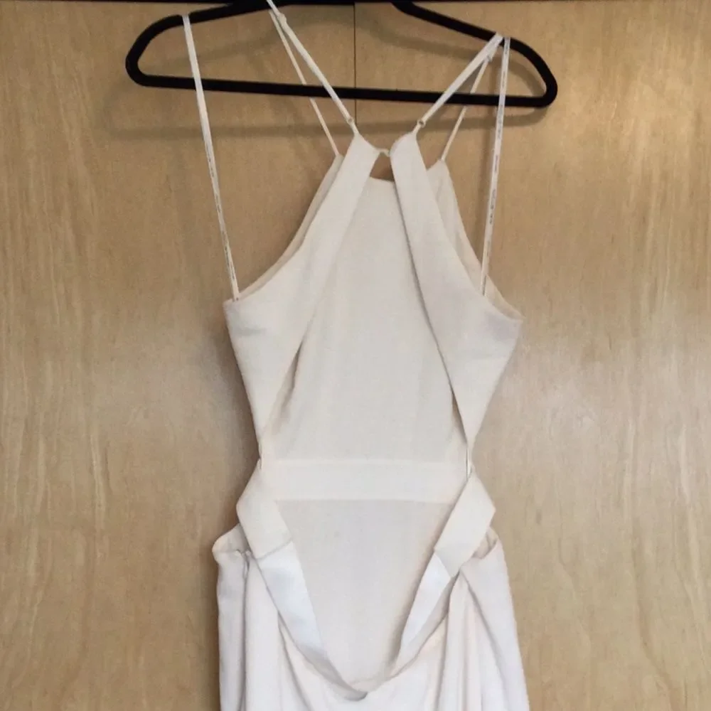 Halston Heritage Cutout Back Halter Gown - Picture 7 of 10